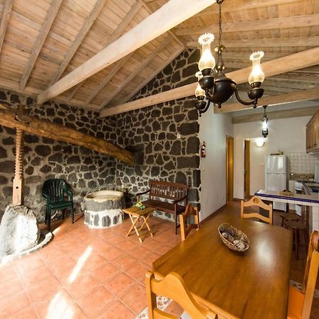 Holiday House, Santa Luzia, Pico, Azores Villa Santa Luzia  ภายนอก รูปภาพ