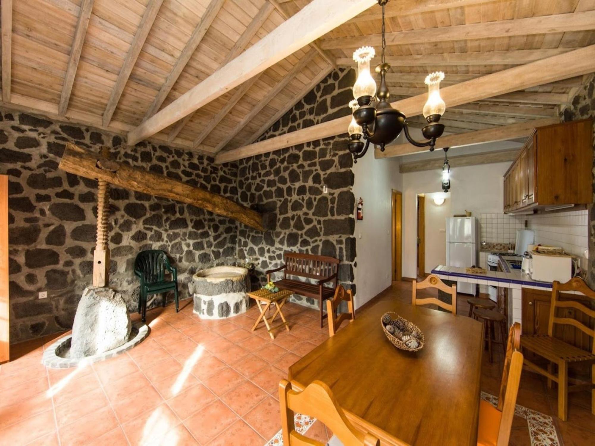 Holiday House, Santa Luzia, Pico, Azores Villa Santa Luzia  ภายนอก รูปภาพ